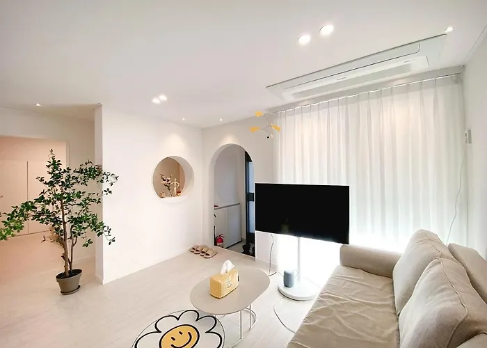 Villa Luxury For Family, Terrace, 3room,2bath,metro 1min *