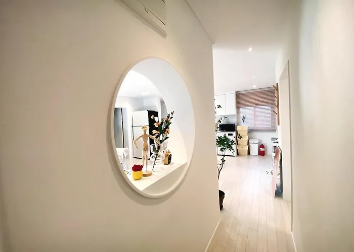 Villa Luxury For Family, Terrace, 3room,2bath,metro 1min Seoul
