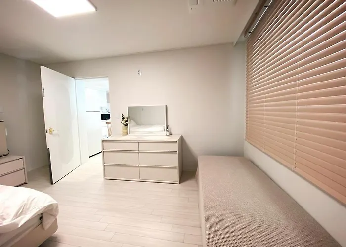 Villa Luxury For Family, Terrace, 3room,2bath,metro 1min Seoul