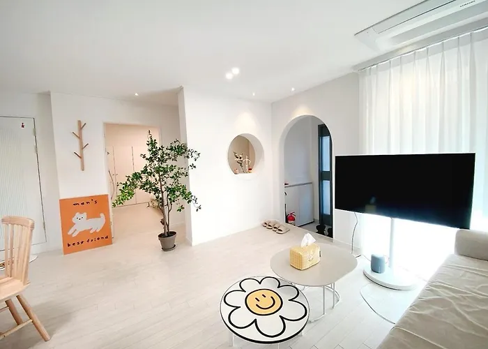 Luxury For Family, Terrace, 3room,2bath,metro 1min *