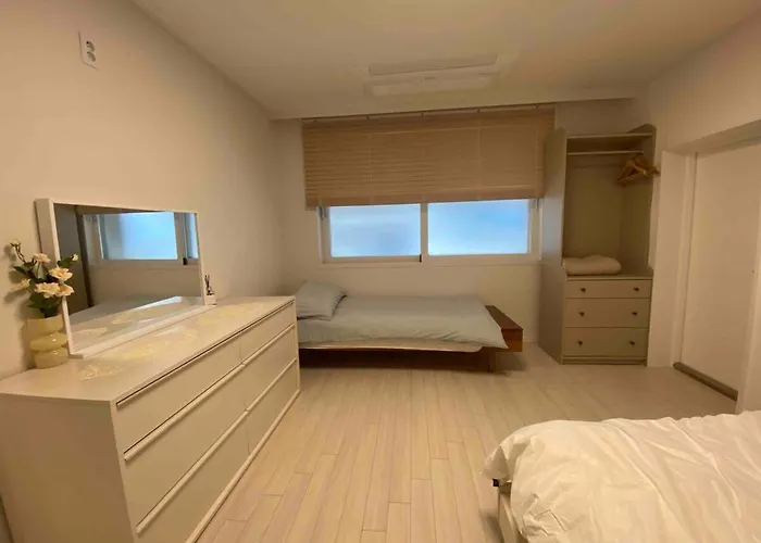 Luxury For Family, Terrace, 3room,2bath,metro 1min Villa *